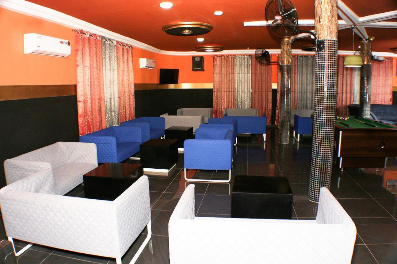 Royal Blue Guest House & Bar Lomé Exterior foto